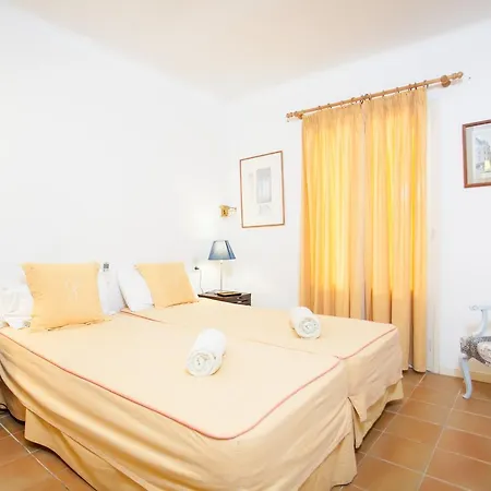 Romana Bonaire *